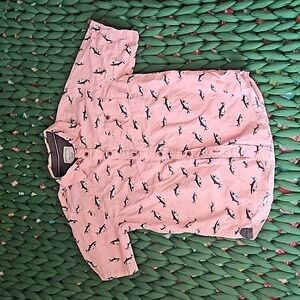 Distortion kids M/10-12 pink shark button up tee